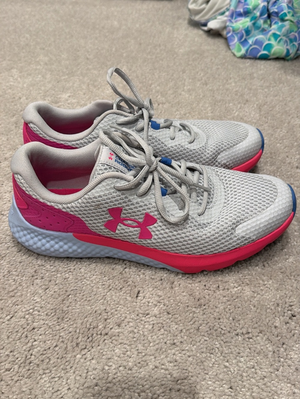 Under Armour Women's Light Gray and Hot Pink Mesh Running Sneakers